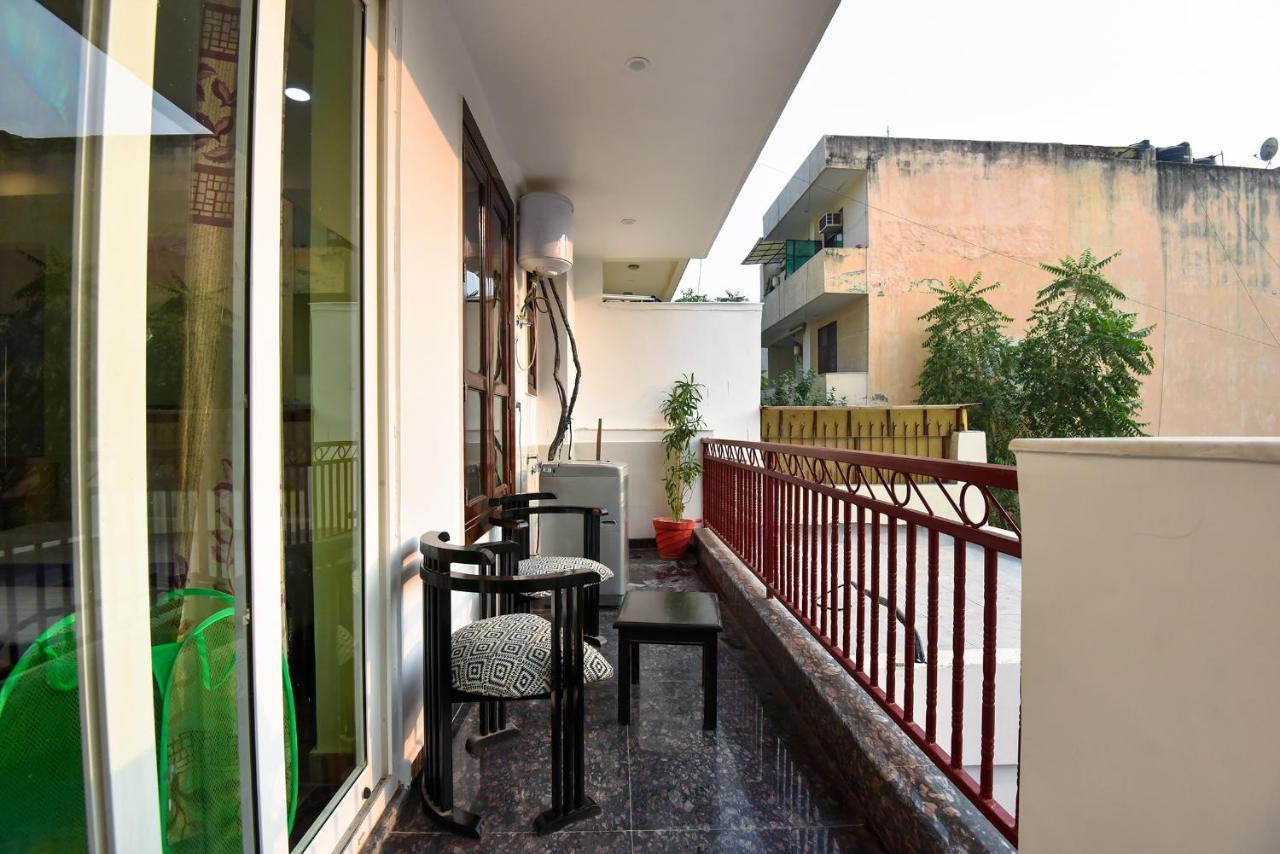 Bedchambers Serviced Apartments, Sector 38 グルガウン エクステリア 写真