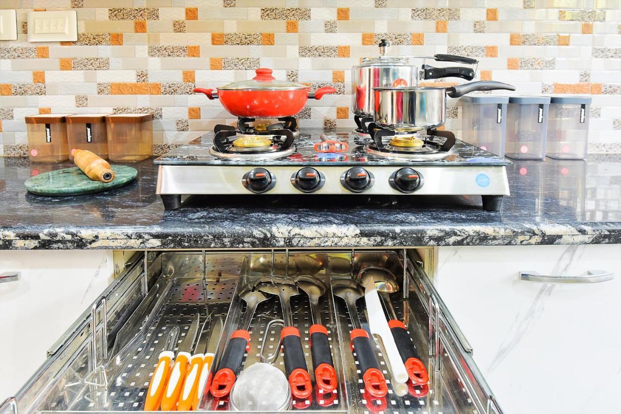 Bedchambers Serviced Apartments, Sector 38 グルガウン エクステリア 写真