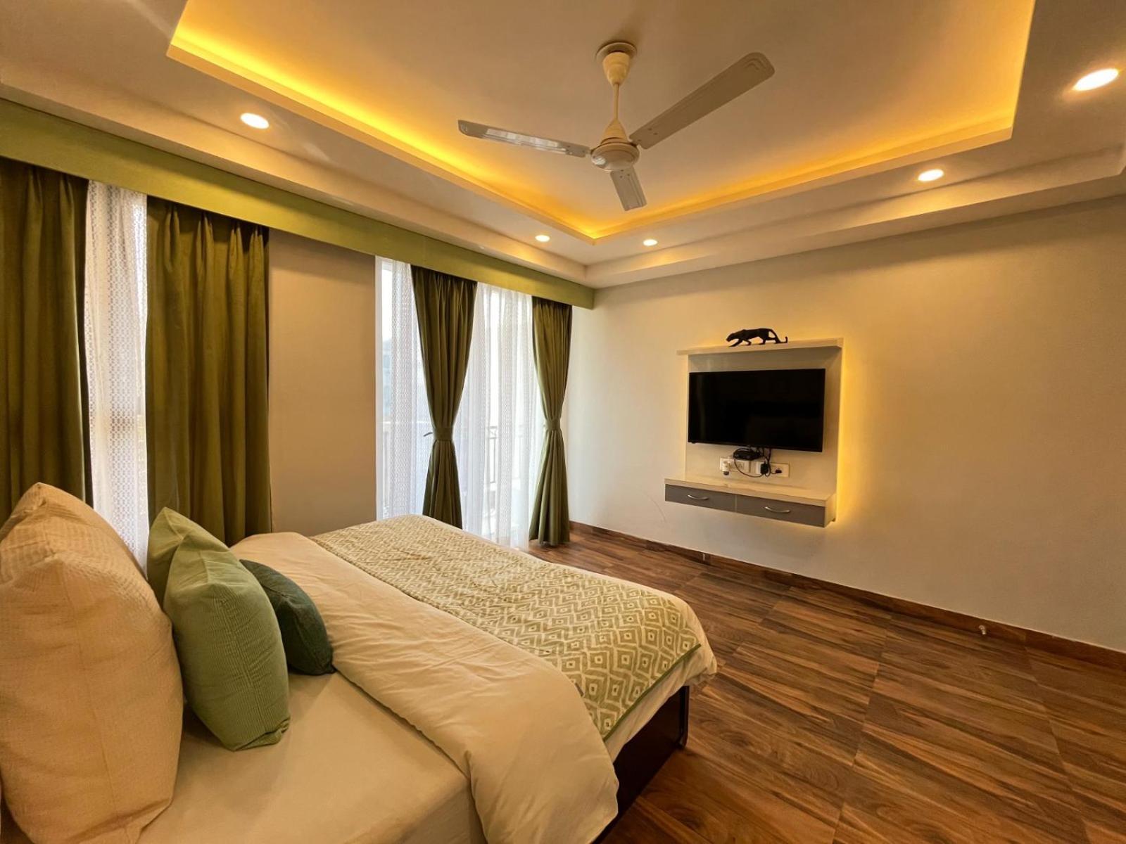 Bedchambers Serviced Apartments, Sector 38 グルガウン エクステリア 写真