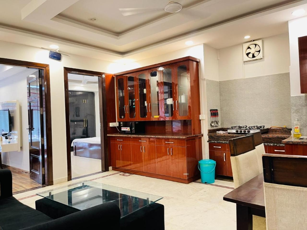 Bedchambers Serviced Apartments, Sector 38 グルガウン エクステリア 写真