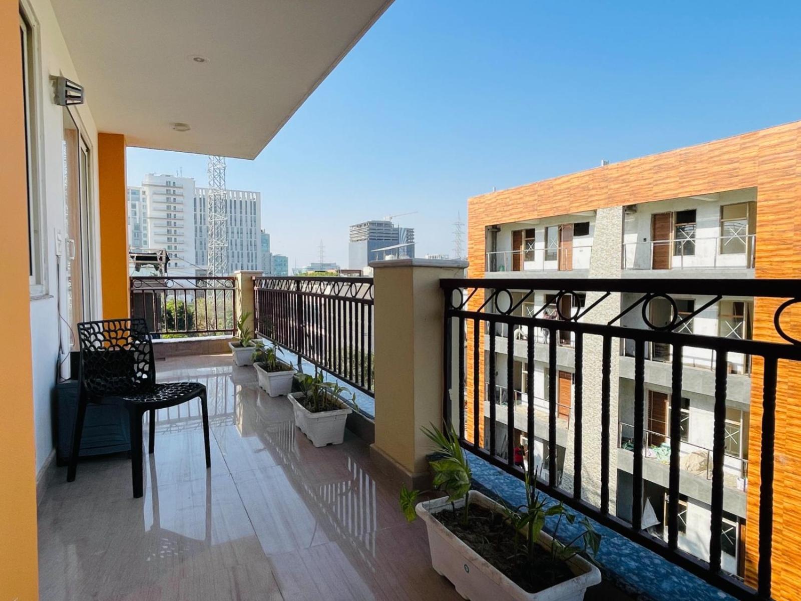 Bedchambers Serviced Apartments, Sector 38 グルガウン エクステリア 写真